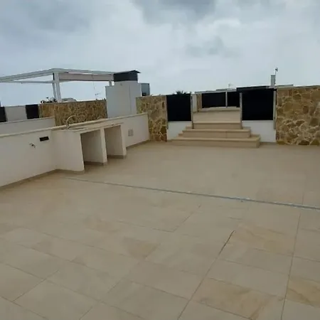 Vakantiehuis Ny Med Privat Basseng - Naert Stranden *