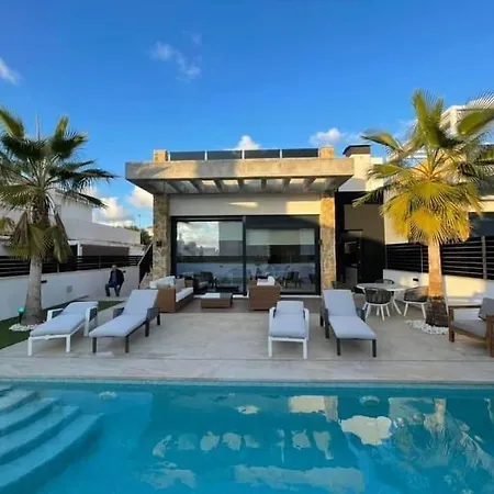 Ny Med Privat Basseng - Naert Stranden Vakantiehuis Torrevieja